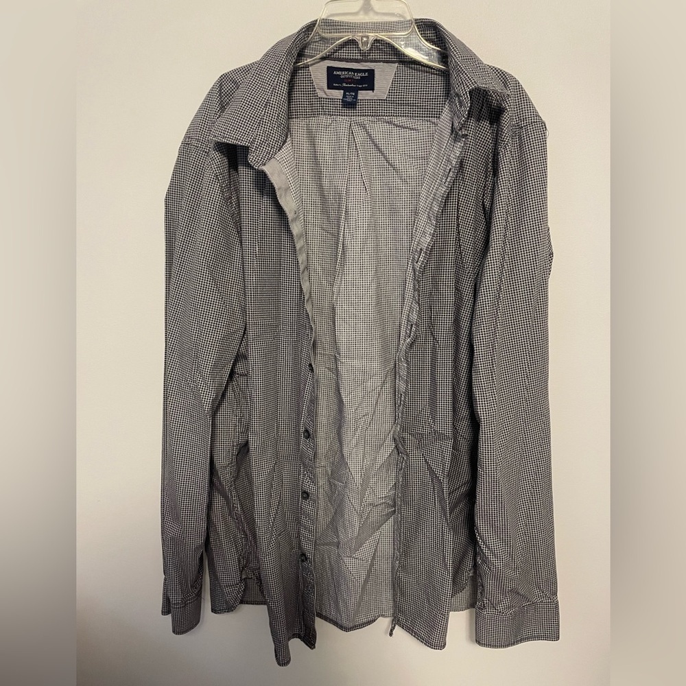 🎉2/$15 American Eagle Outfitters Men's Checkered Shirt Jacket